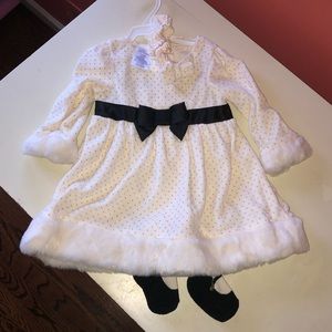 ❄️ 5 for $25. Christmas Dress and Headband Size‎ 12M NEW Layette Outfit.